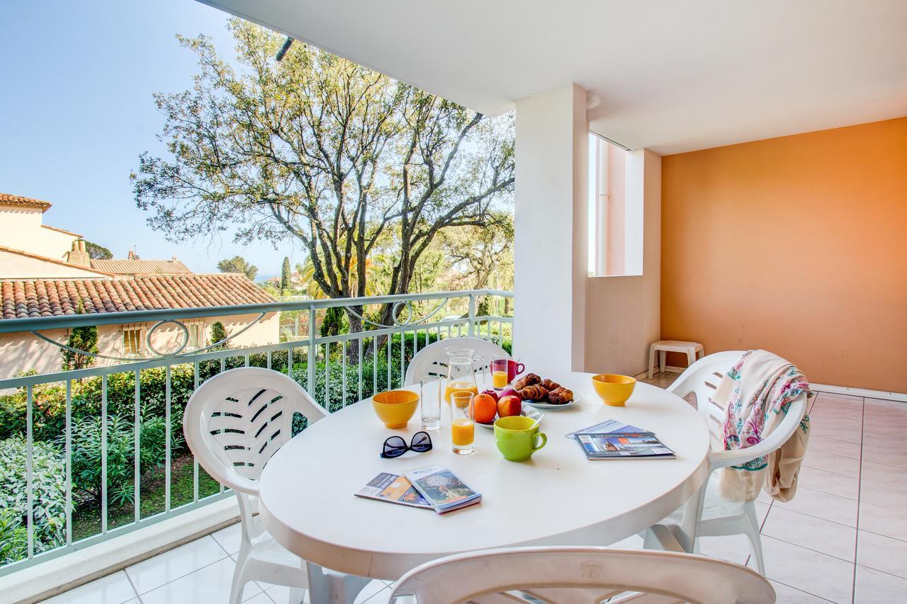 Vacanceole - Les Calanques Du Parc Fréjus Exterior foto